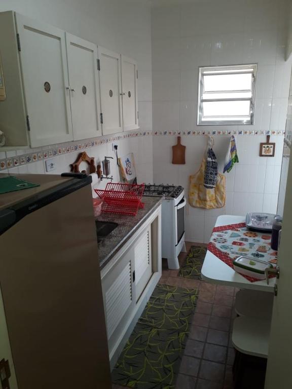  Apartamento na enseada 50 metros da praia