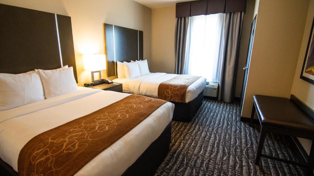Comfort Suites Near Sam Houston Race Park - Luxe Queen Suite Avec Deux Lit Queen Non-fumeurs