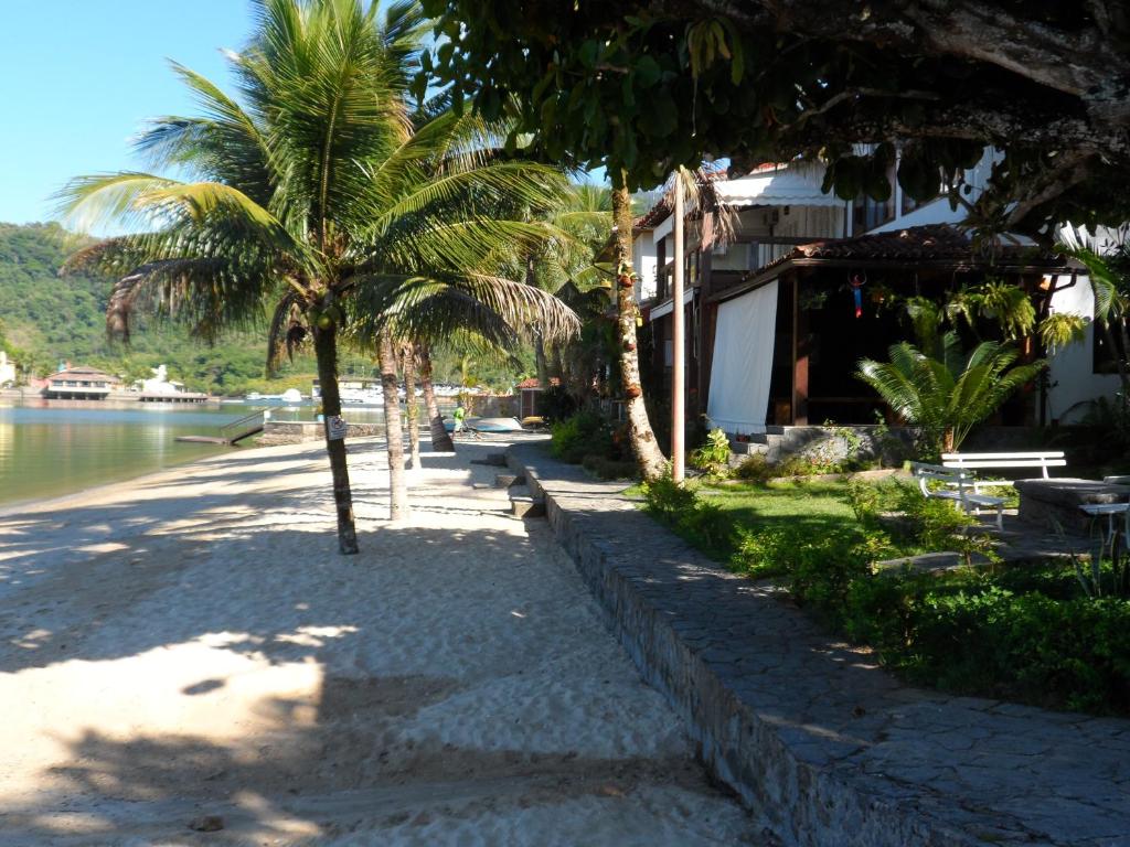  Casa em Angra dos Reis no Paraíso do Condomínio do Engenho