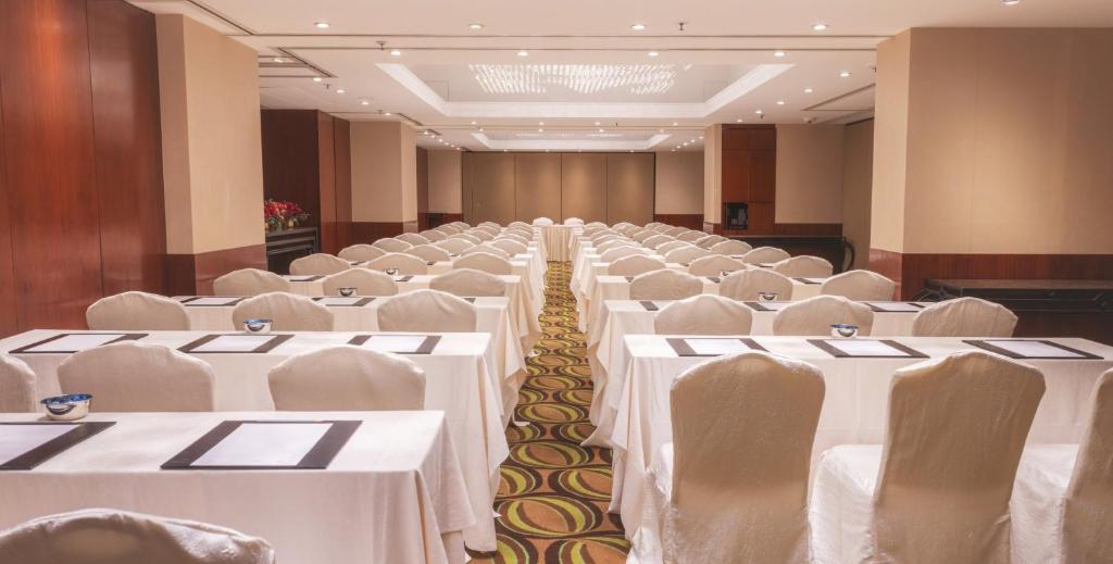 Zona business o sala conferenze di Harbour Plaza 8 Degrees