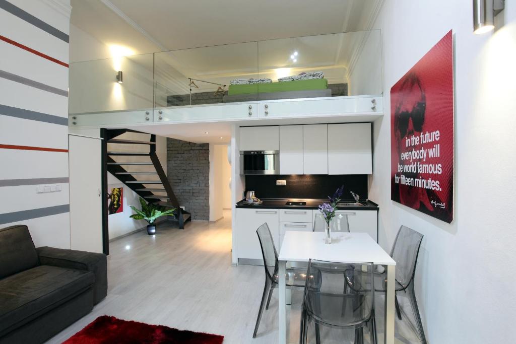 Kuchyň nebo kuchyňský kout v ubytování Apartment House - The Modern Flat
