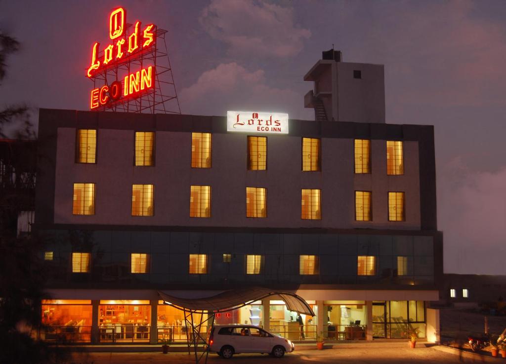 Bangunan di mana terletaknya hotel