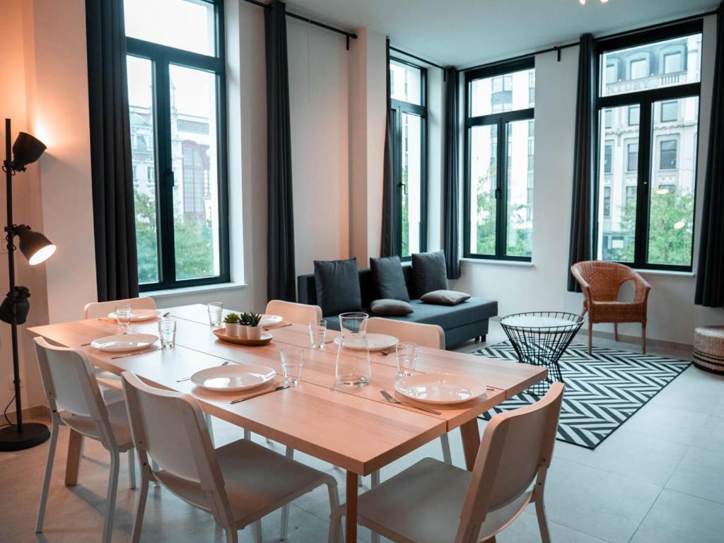 Smartflats - Diamant Antwerp tesisinde bir restoran veya yemek mekanı