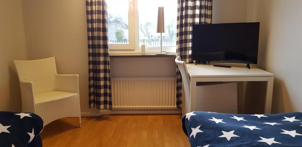 Huskvarna Hotell & Vandrarhem - Habitación Doble Económica Con Ducha Compartida
