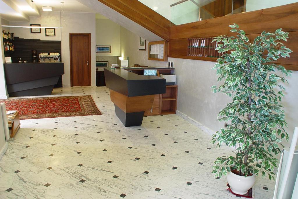 Hotel Iris - Resim 24