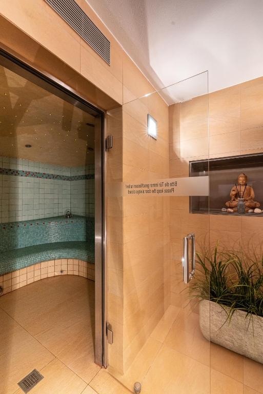 Altstadthotel Wolf-Dietrich - Resim 16