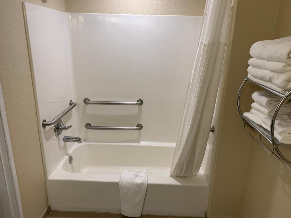 Comfort Inn - 