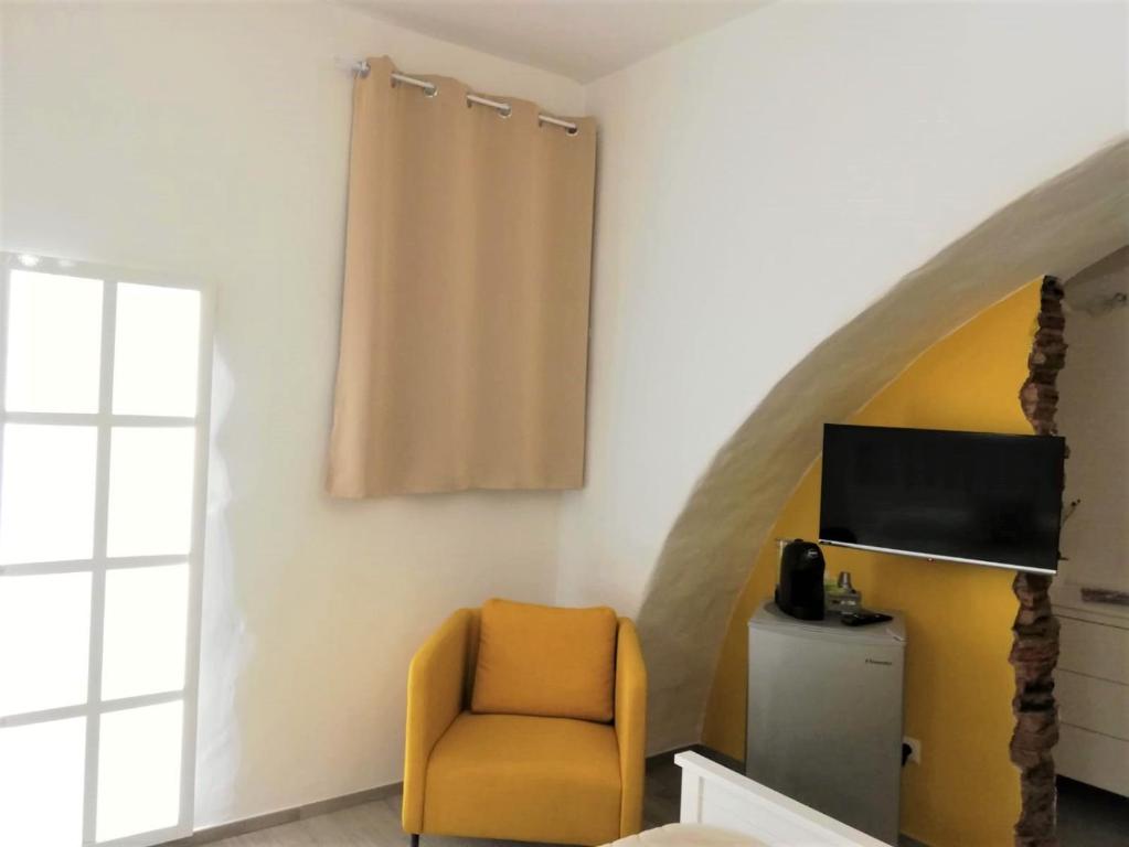 TV a/nebo společenská místnost v ubytování DG Sicily