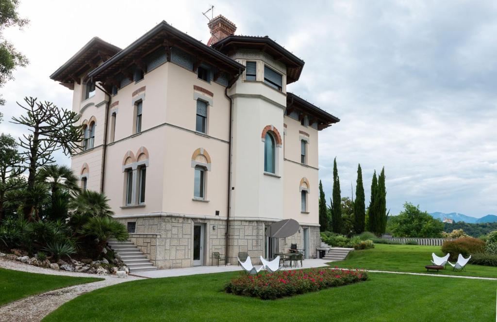 Vonkajšia záhrada v ubytovaní Villa della Giovanna by VacaVilla