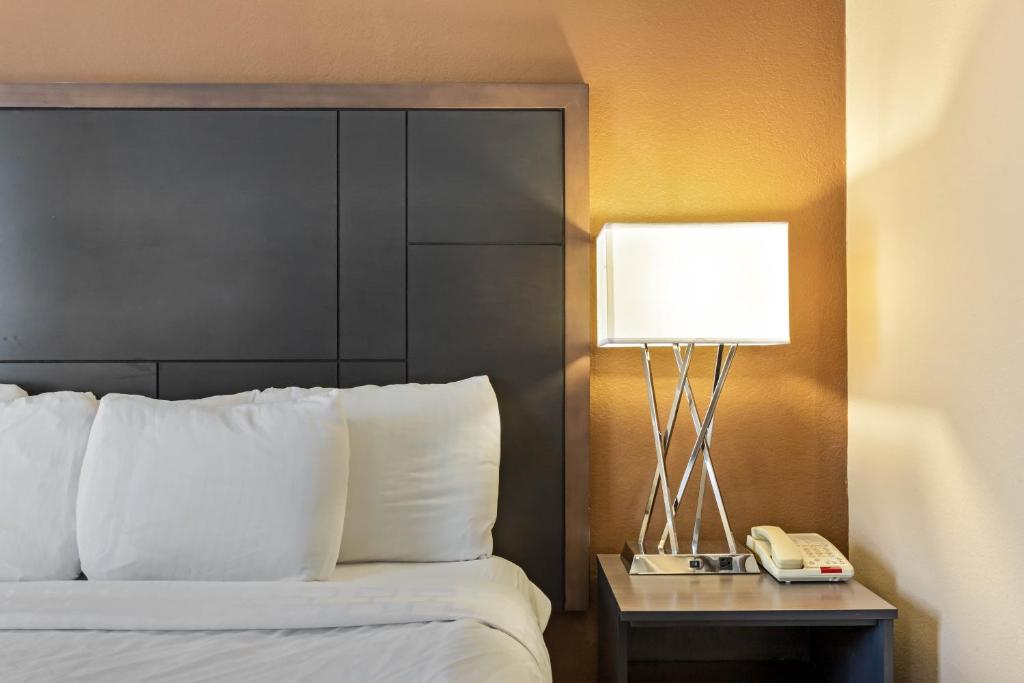 La Quinta by Wyndham Boone - Luxury King Studio Suite - No Fumar