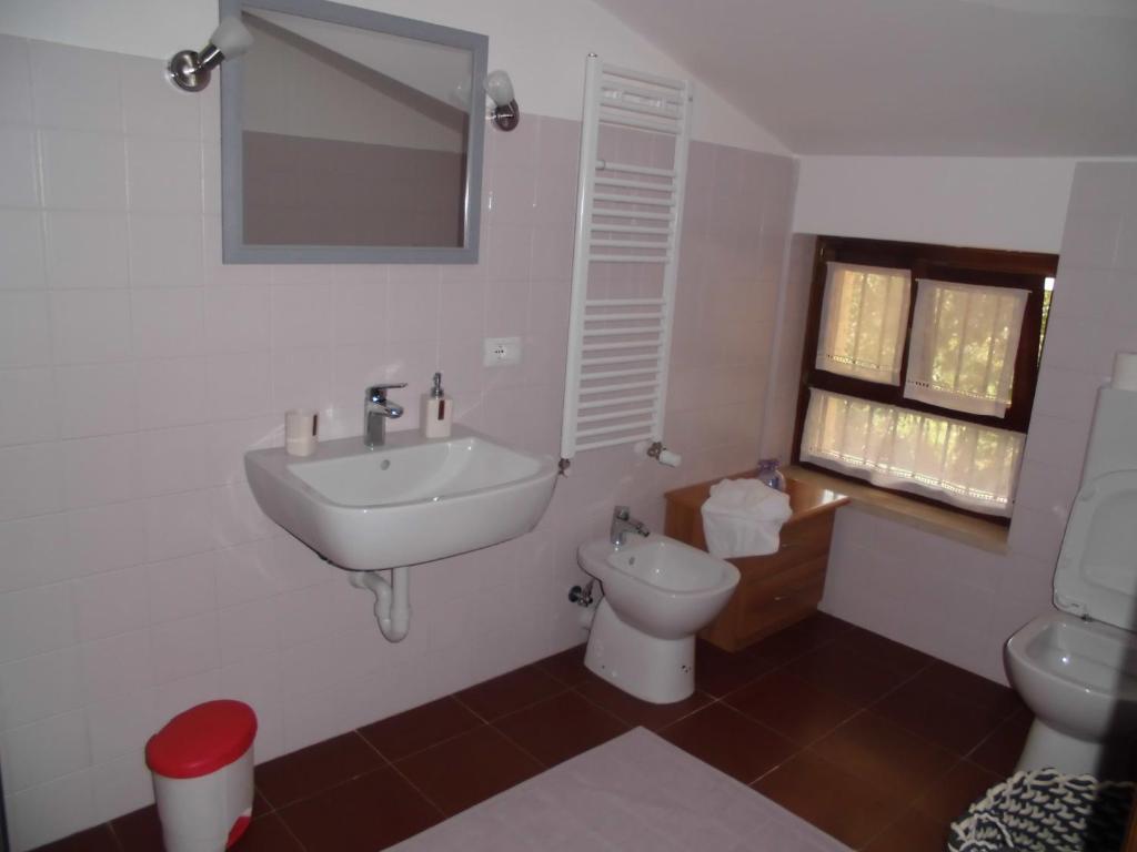 Ein Badezimmer in der Unterkunft VILLA COLLE