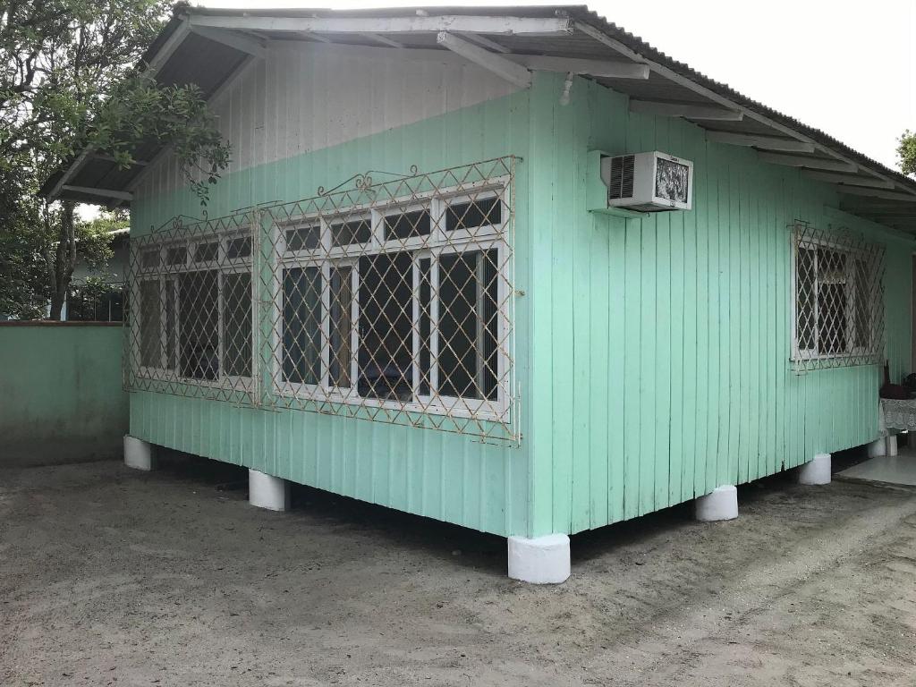  Casa em Bombinhas Praia de Canto Grande para 8 pessoas