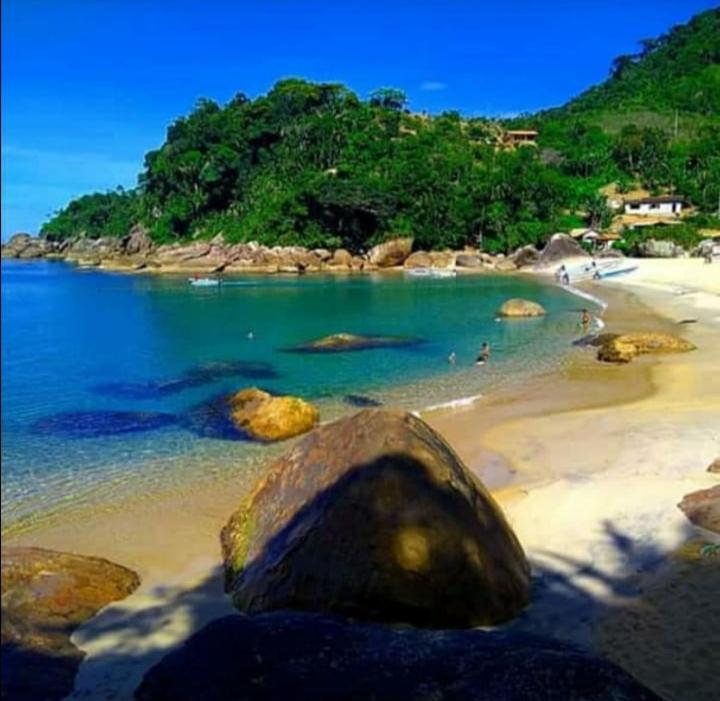  chale ponta negra paraty
