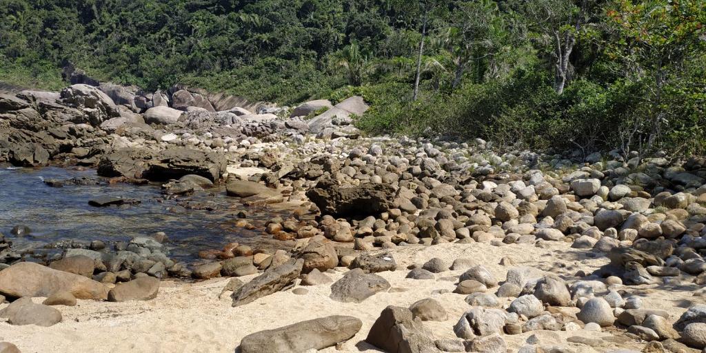  chale ponta negra paraty