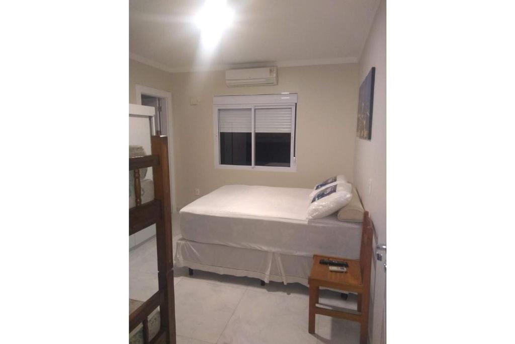  Casa em Bombinhas para 10 pessoas