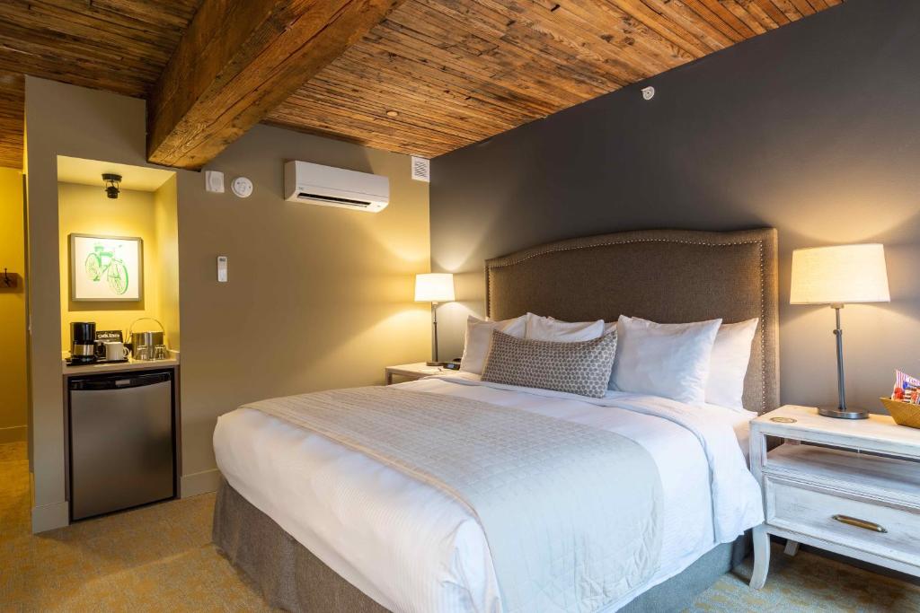 Voodi või voodid majutusasutuse Inn at Lynden toas