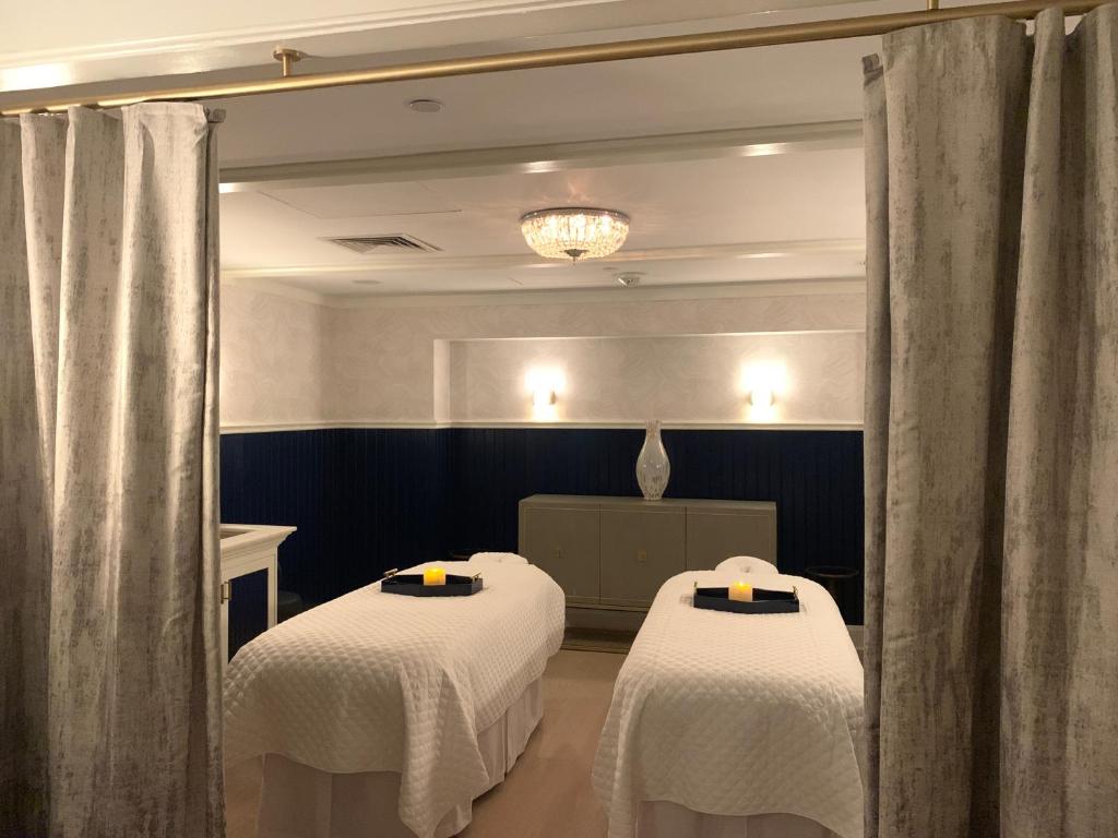 Postel nebo postele na pokoji v ubytování Hotel Viking