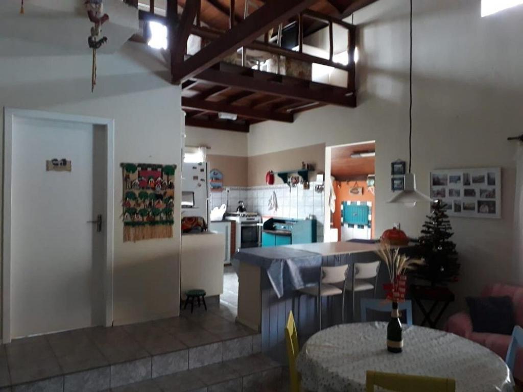  Casa com piscina 3 dorms com ar - Ingleses - Florianópolis - 101
