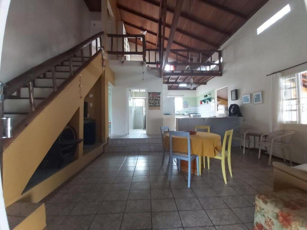  Casa com piscina 3 dorms com ar - Ingleses - Florianópolis - 101