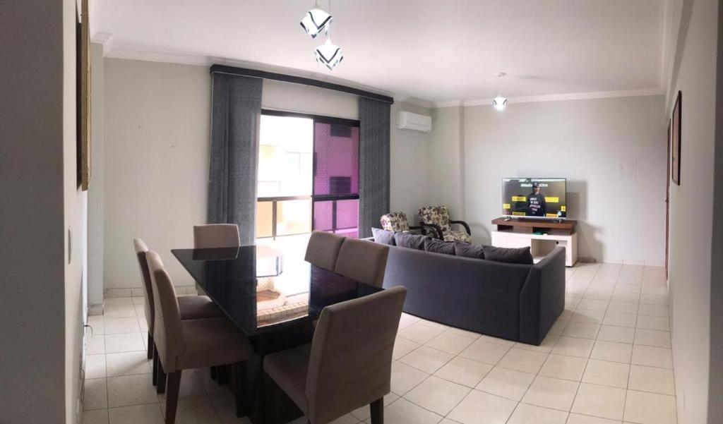  Prédio em Frente ao Mar