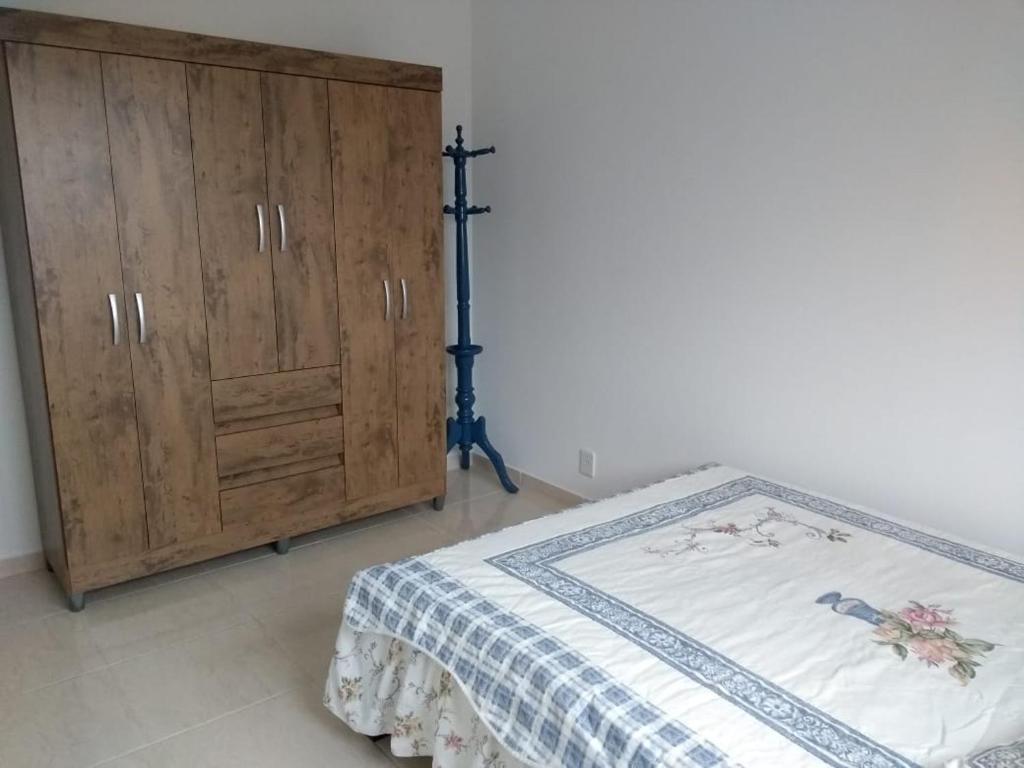  Praia de Fora tranquila com apto mobiliado
