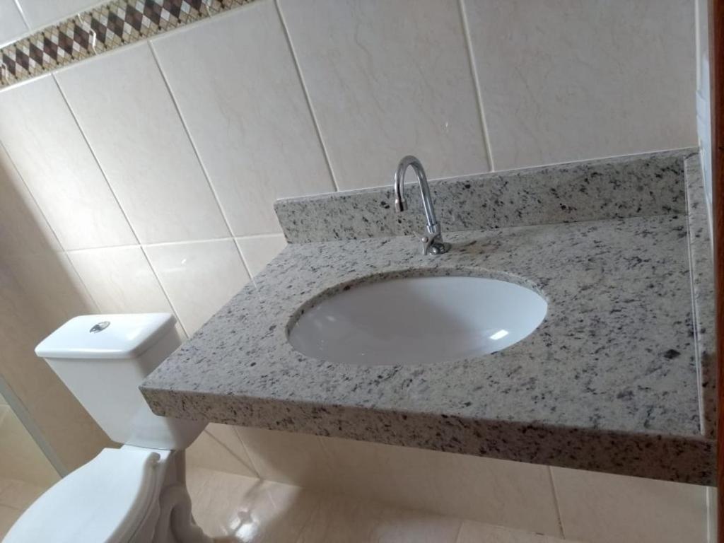  Praia de Fora tranquila com apto mobiliado