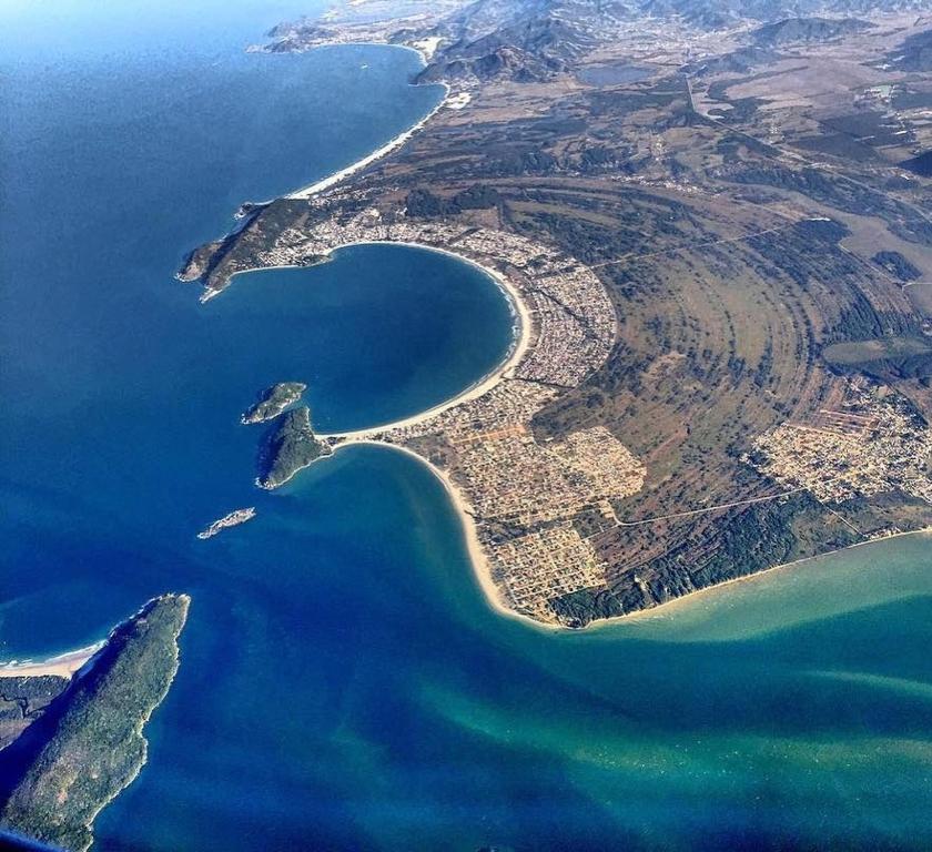  Praia de Fora tranquila com apto mobiliado