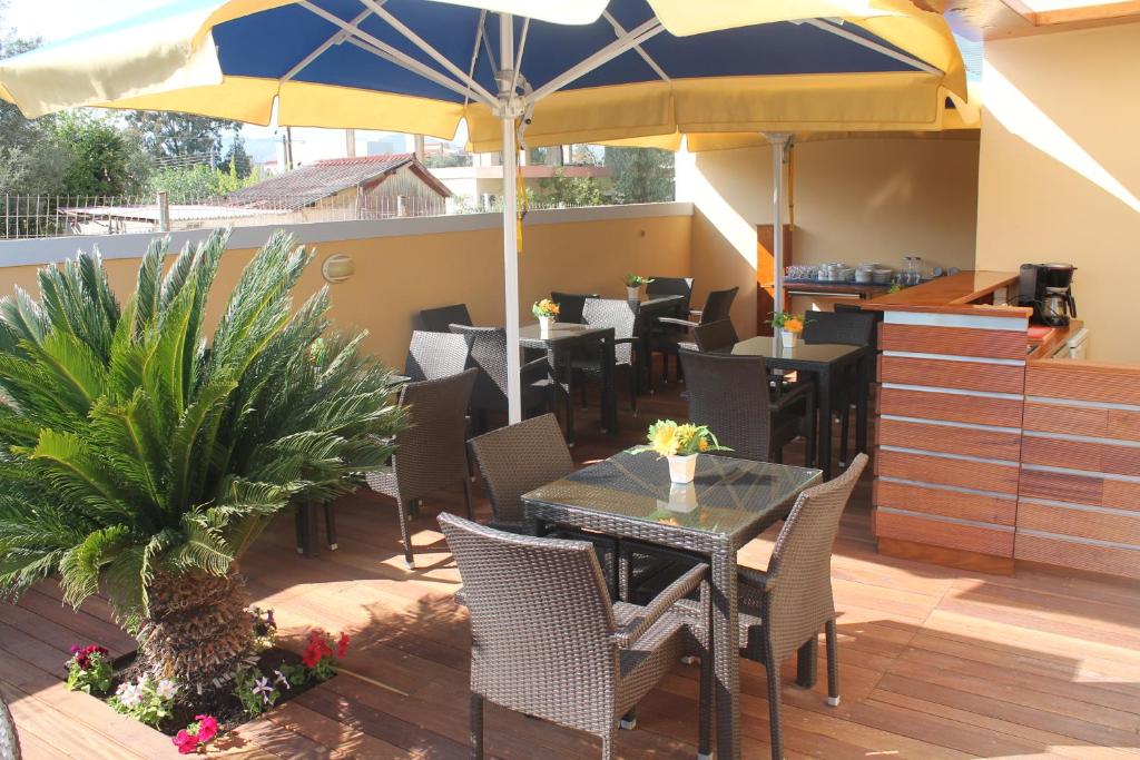 Patio nebo venkovní prostory v ubytování Peri's Hotel