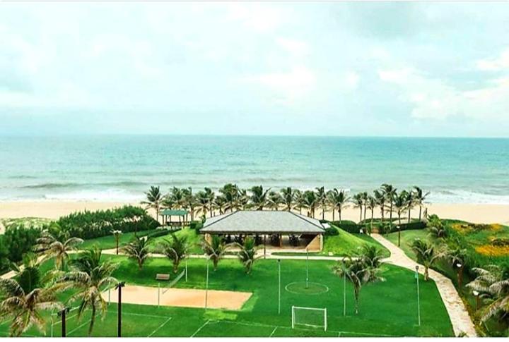  Apartamento em Condomínio Resort vizinho ao Beach Park