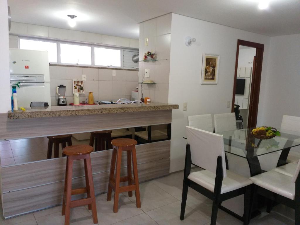  Apartamento em Condomínio Resort vizinho ao Beach Park