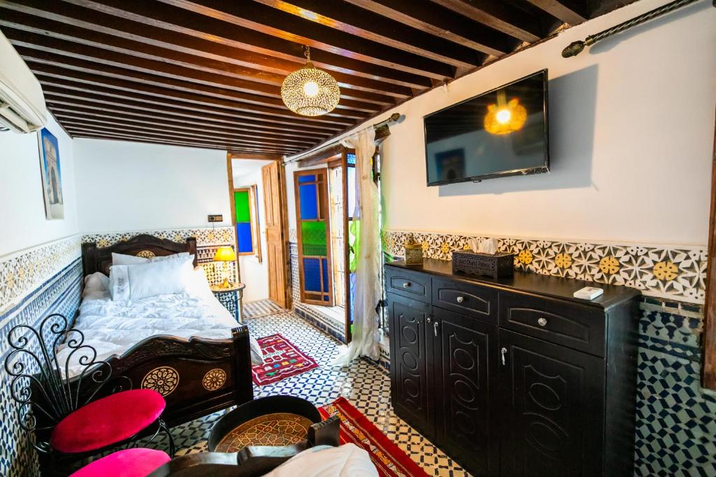 Kuchyň nebo kuchyňský kout v ubytování Palais Riad Chahd Luxury