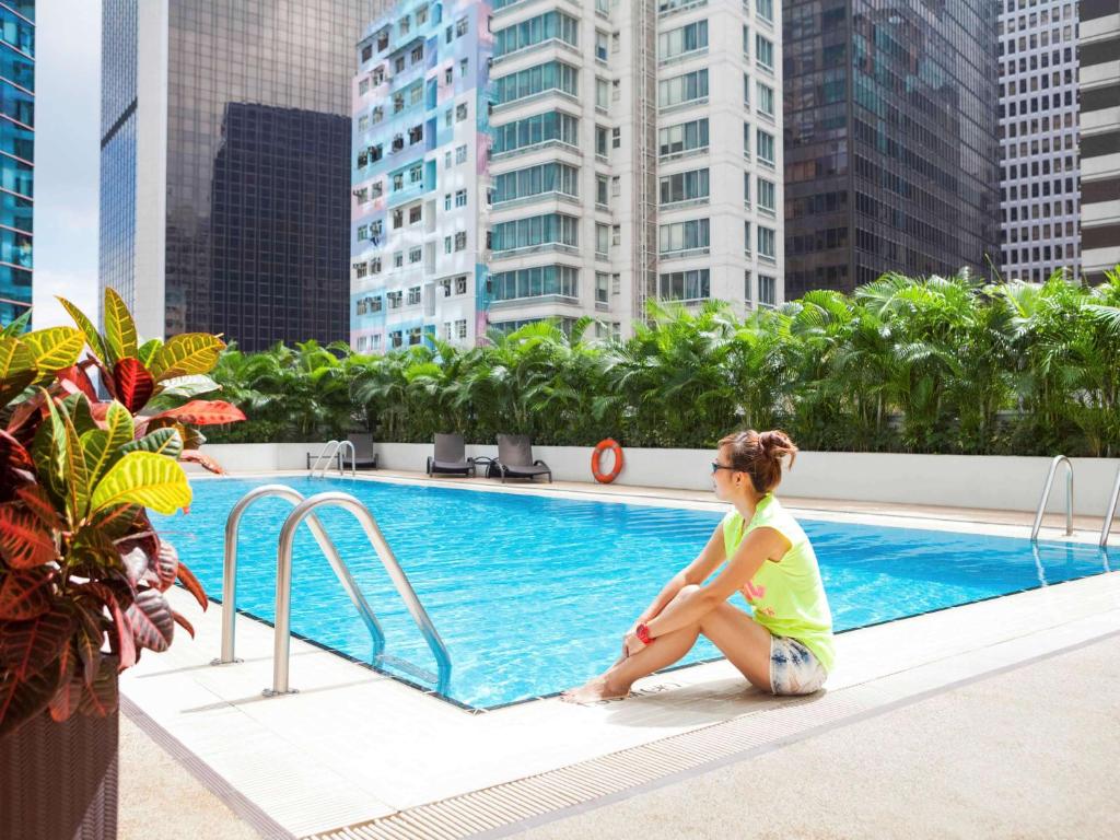 Bazén v ubytování Novotel Century Hong Kong nebo v jeho okolí