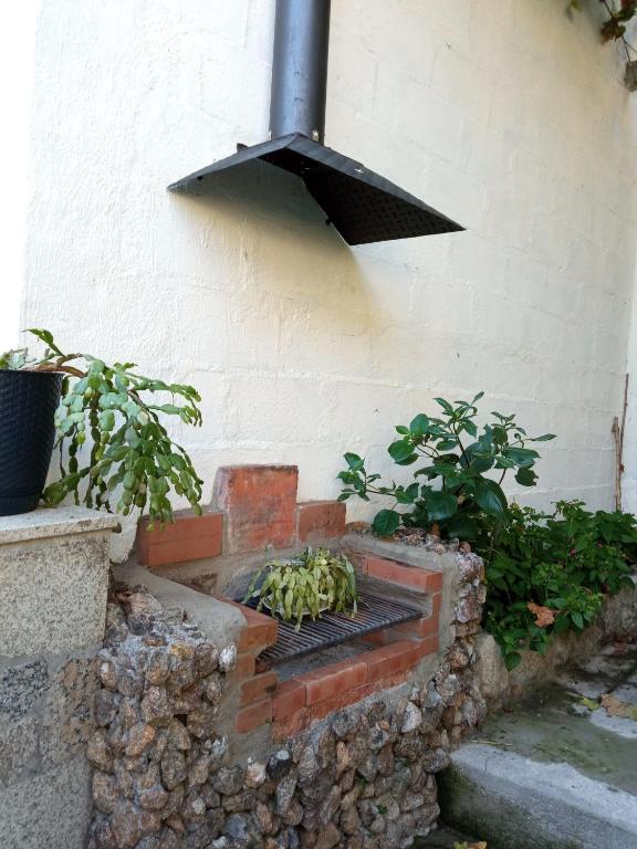 Zahrada ubytování Casa MiraXurés con vistas a la Sierra del Xurés