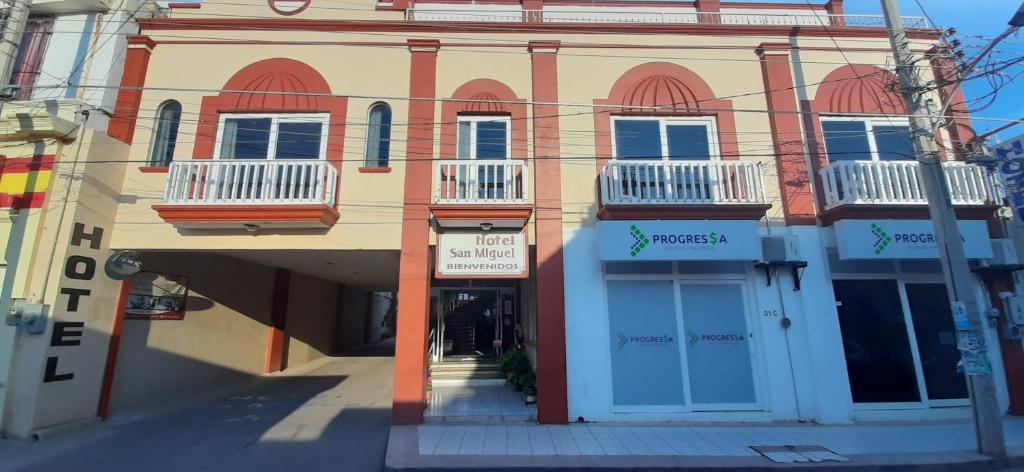 Budova, kde se hotel nachází
