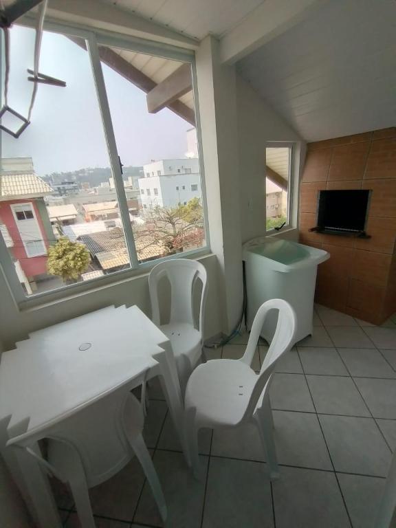  Residencial Rouxinol