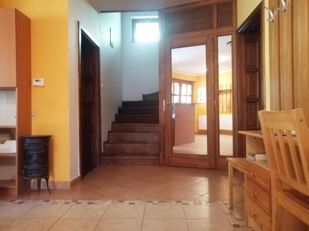 Fotografie z fotogalerie ubytování Cserke Apartmanház v destinaci Cserkeszőlő