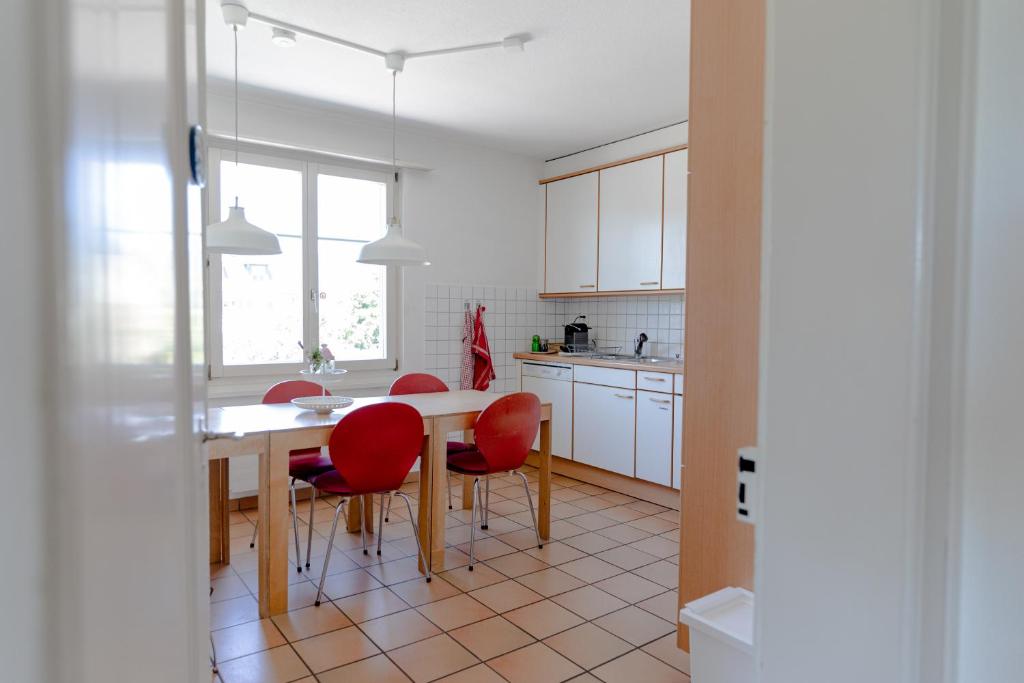 Kuchyň nebo kuchyňský kout v ubytování Gästehaus Sonne