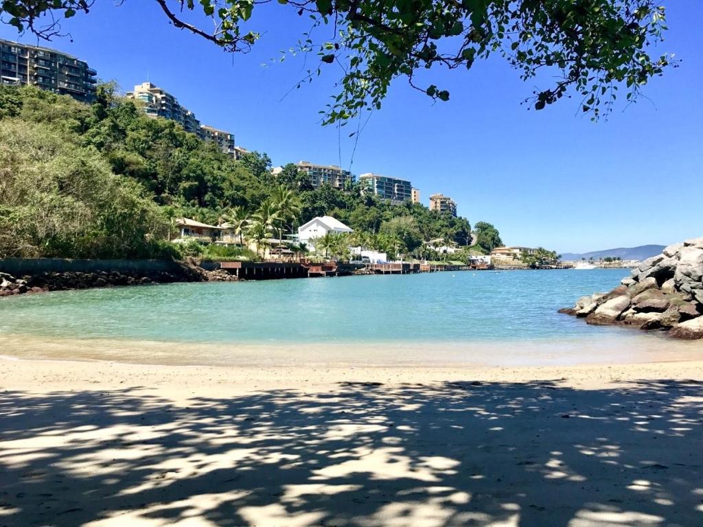  Porto Real Suites Apto de frente p/mar