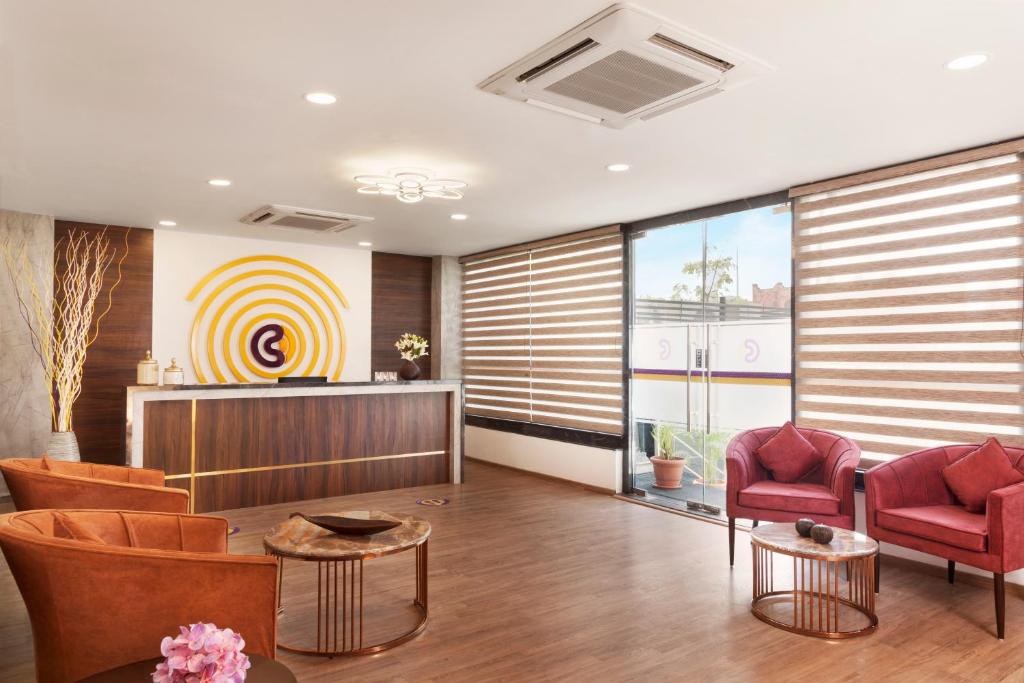 Click Hotel Jaipur, Raja Park的休息区