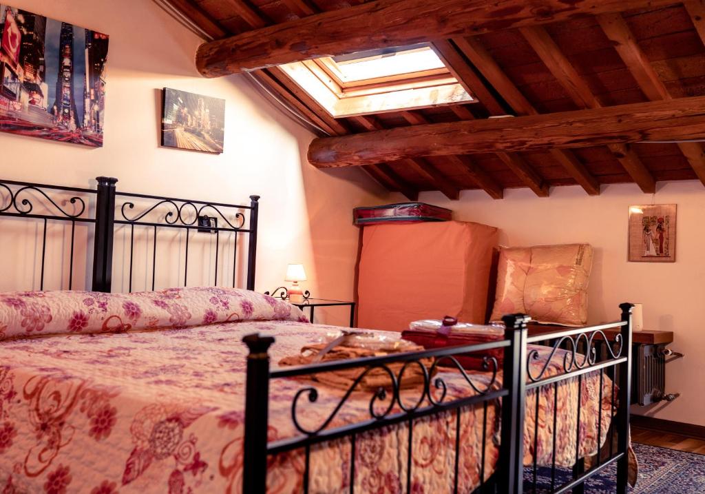 Casa Stefy - Double Or Twin Room With Shared Bathroom