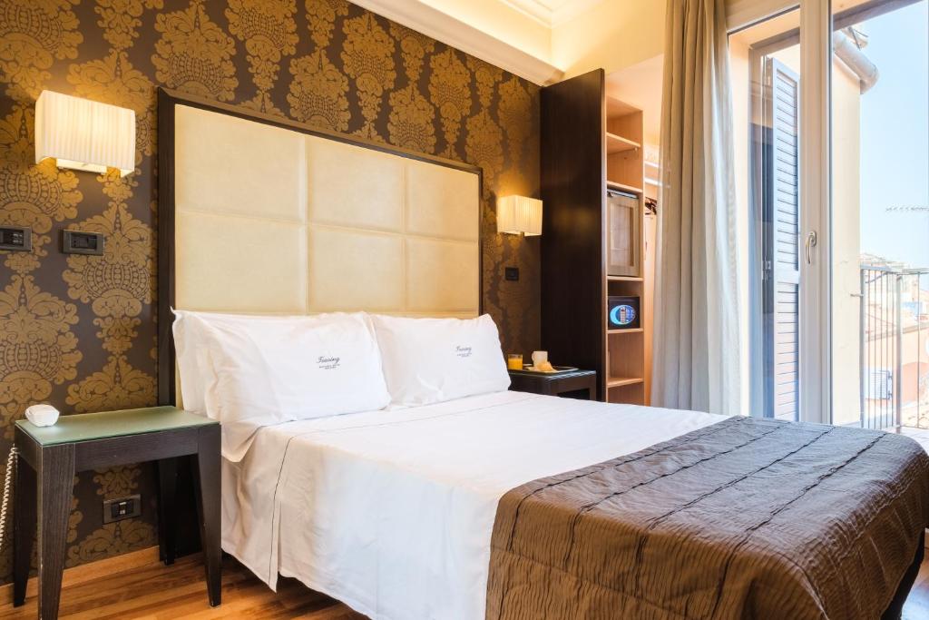 Hotel Touring - Resim 42