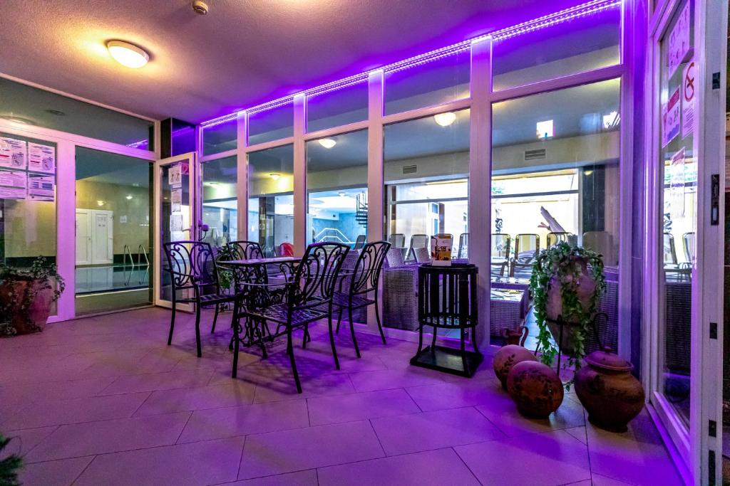 Restauracja lub miejsce do jedzenia w obiekcie Hotel Vital