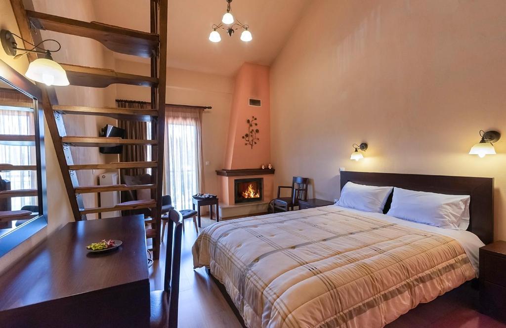 Hotel Oreades - Maisonette (2 Adultos + 2 Crianças)