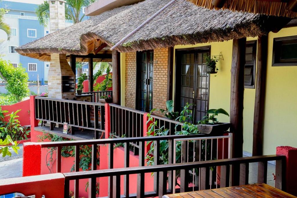  CABANAS PARA ALUGUEL de TEMPORADA EM BOMBINHAS perto da praia