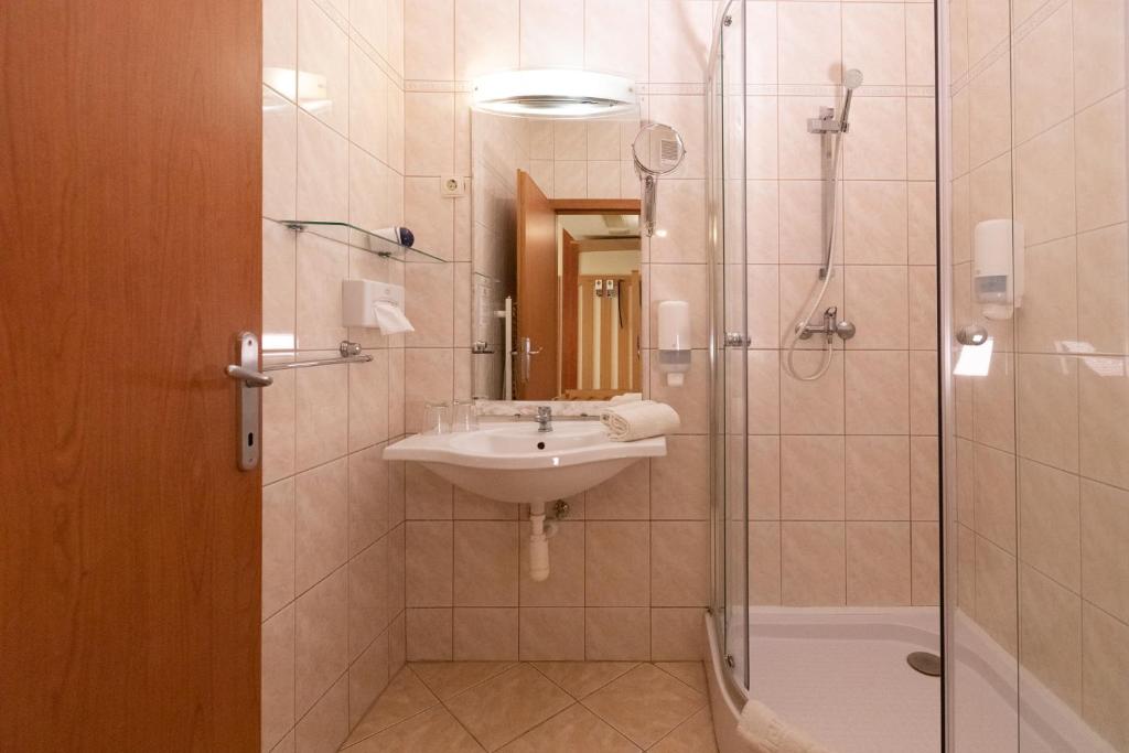 Łazienka w obiekcie Hotel Vital