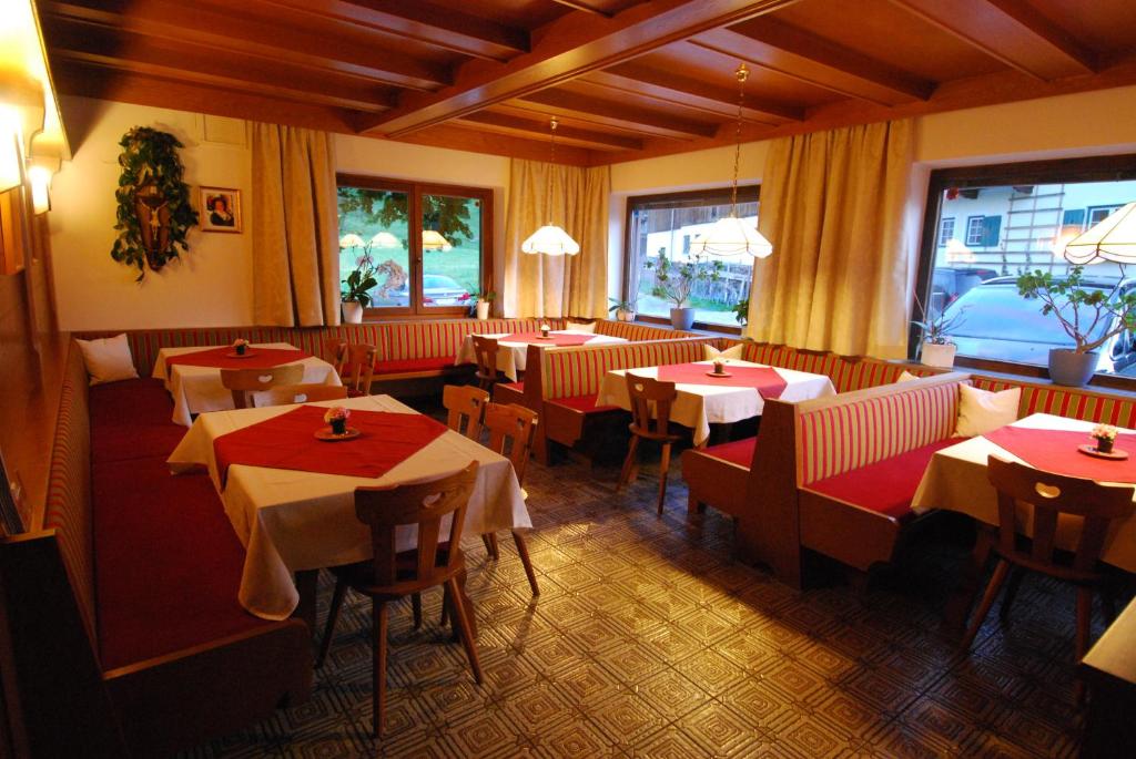 Restaurace v ubytování Gästehaus Luise