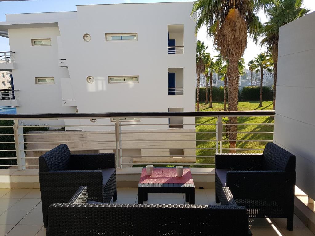 Balkón nebo terasa v ubytování Lagos Marina Side Apartment