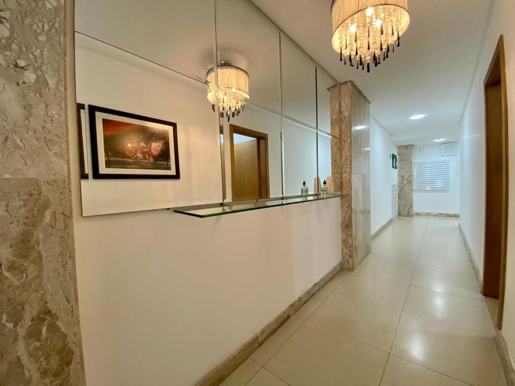  Apto 2 dom e 3 quadras do mar edifício Silviane Gomes 7 andar