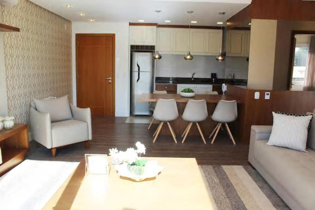 CASA DE PEDRA 304D - 2 DORM. EM CONDOMÍNIO COM INFRA!  CASA DE PEDRA 304D - 2 DORM. EM CONDOMÍNIO COM INFRA!