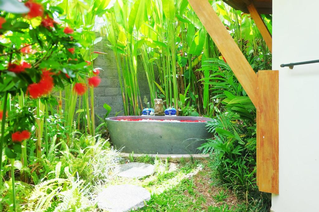Zahrada ubytování Kadewa Retreat Ubud - Adults Only